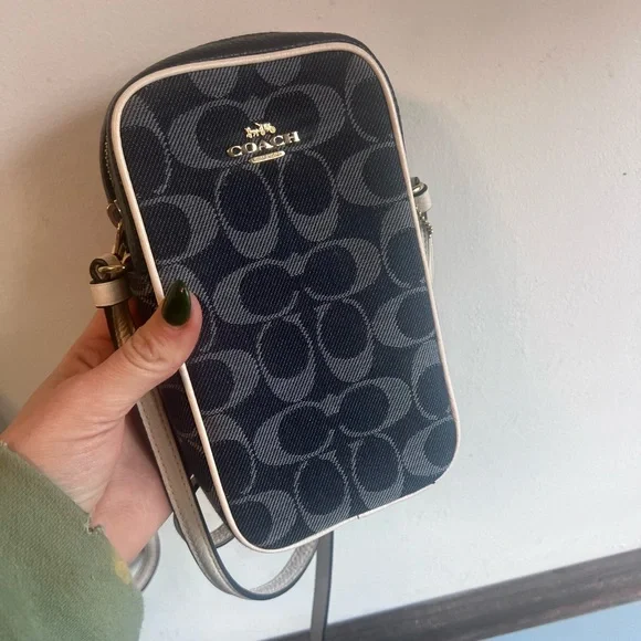 Coach North/South Crossbody In Signature Jacquard denim style - Picture 5 of 14